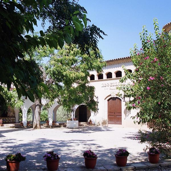 Winery Front Façade from the gardens