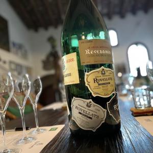 Tasting table and cava glasses