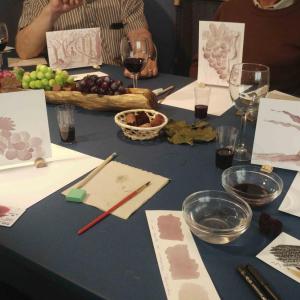 Taller Adults pintura amb vi