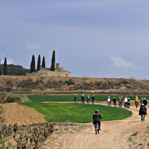 BIKEMOTIONS - pedaleando por el Penedès